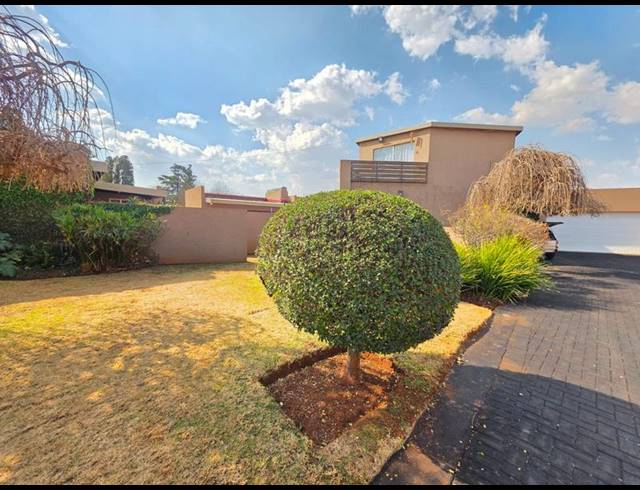 6 BEDROOM HOUSE FOR SALE IN HENLEY-ON-KLIP